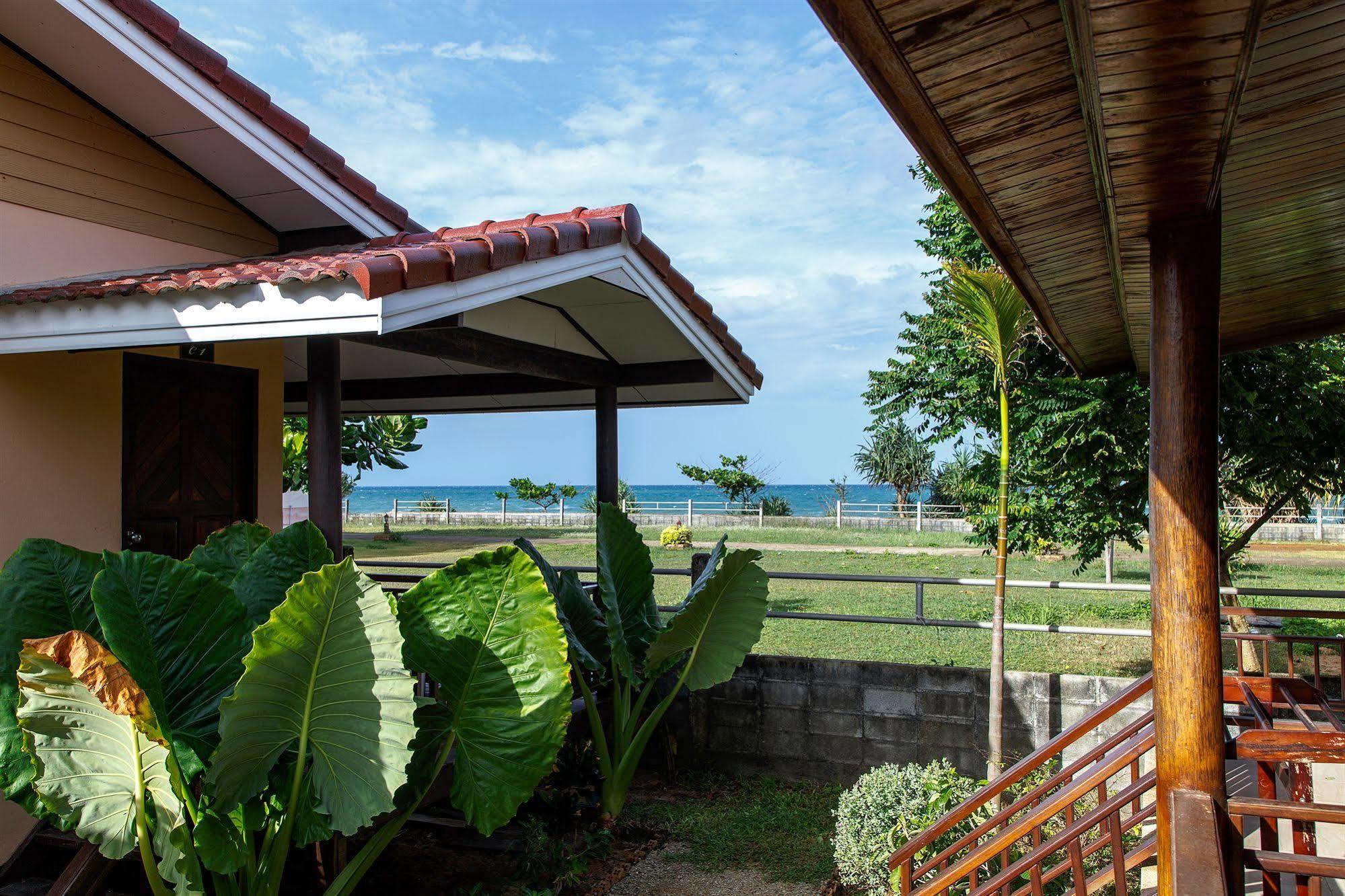 Baan Rabieng Resort Koh Lanta Exterior photo
